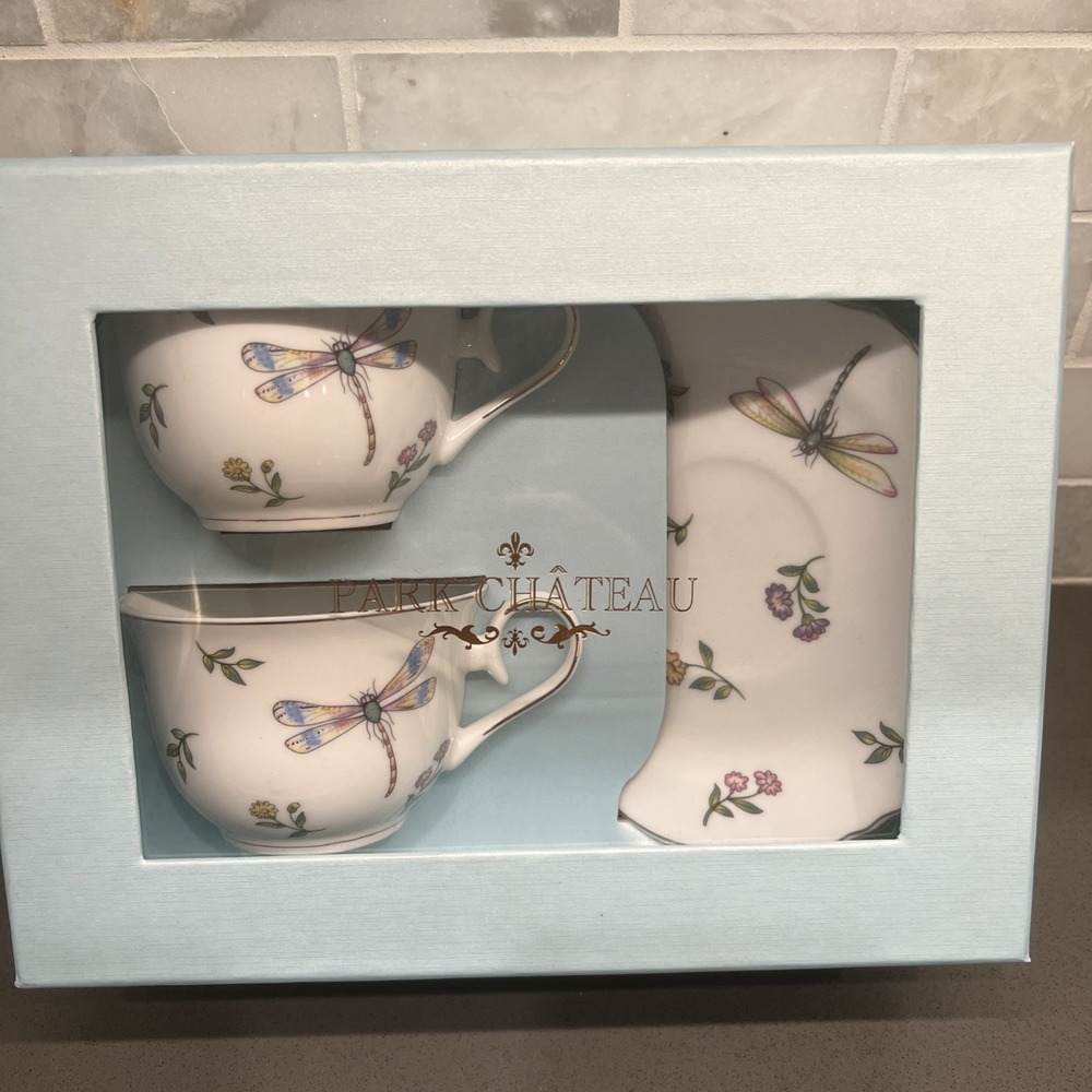NEW Park Chateau DRAGONFLY Porcelain Teacup & Saucer Set Cottagecore